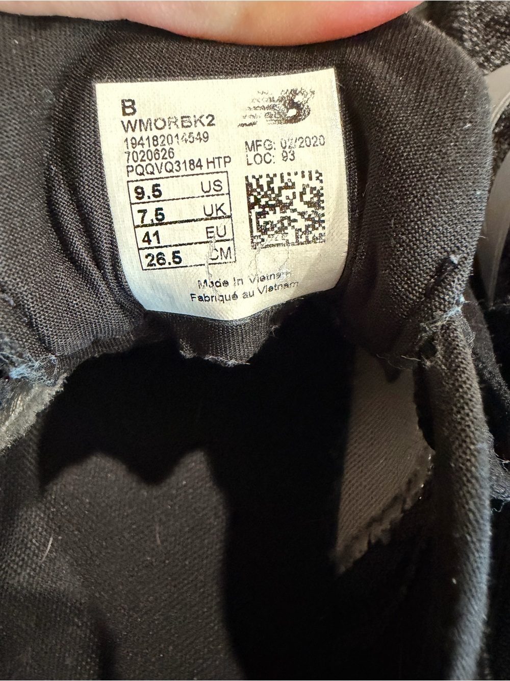 New Balance Fresh Foam More V2 Women's Running Shoe Black/ White  Size 9.5 - Picture 7 of 7